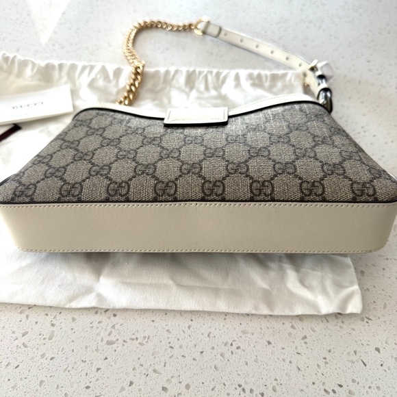 Gucci GG Monogram Padlock Small Shoulder Bag - Picture 6 of 16